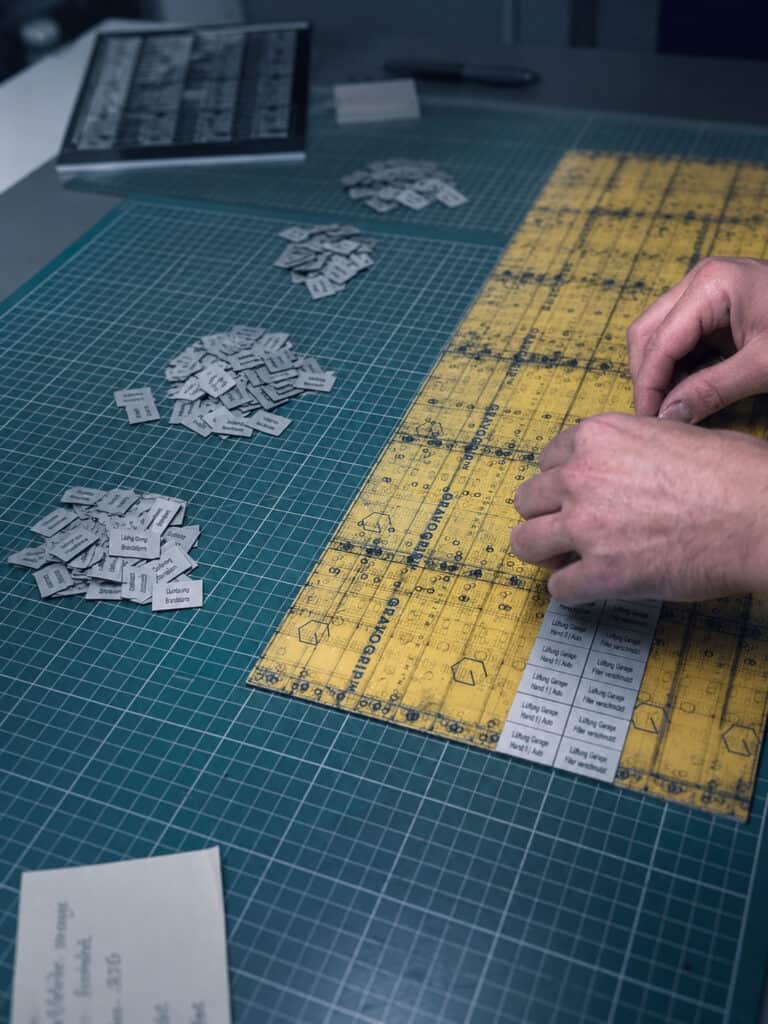 Häufig gestellte Fragen zu Gravur und Beschriftung bei Gravotherm